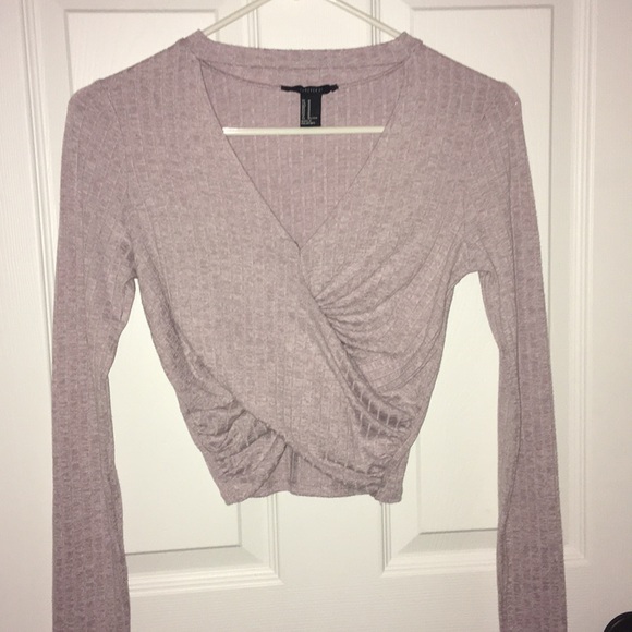 Forever 21 Tops - light purple V neck crop top Forever 21 Tops - light purple V neck crop top